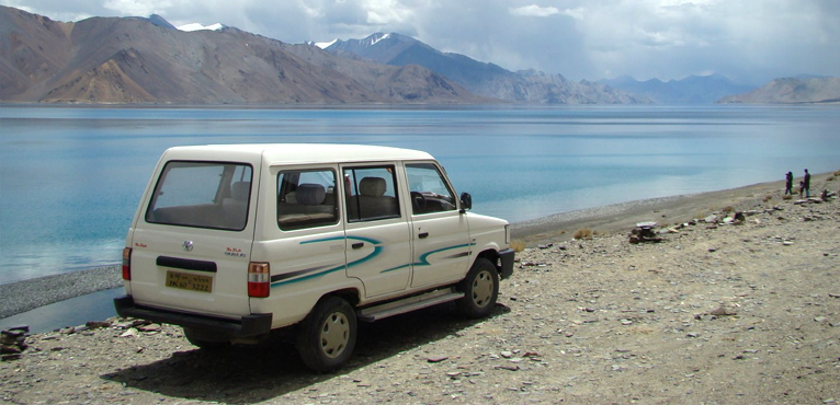 ladakh-lakes-jeep-safari-to