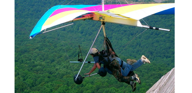 hang-gliding