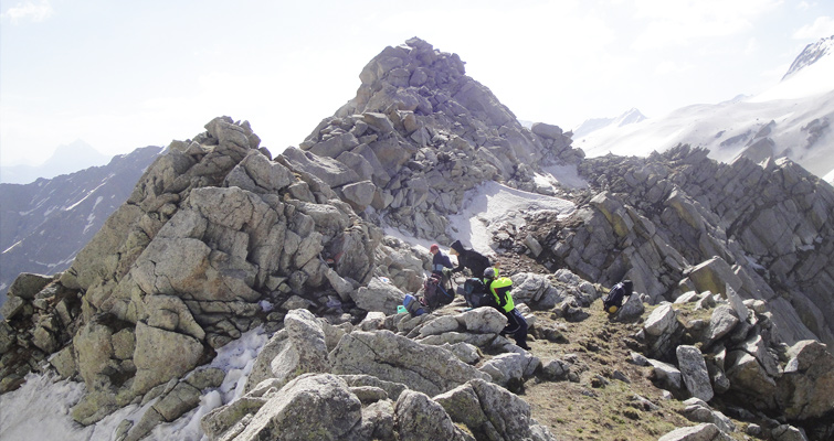 Indrahar Pass Trek