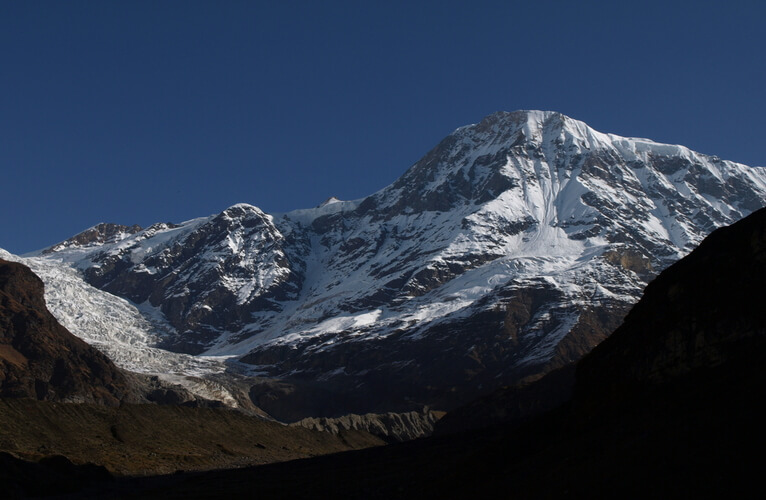 SUNDERDHUNGA BASE CAMP TREK