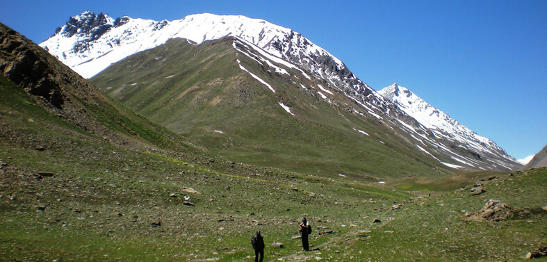 Bhabha Pass Trekking Trips