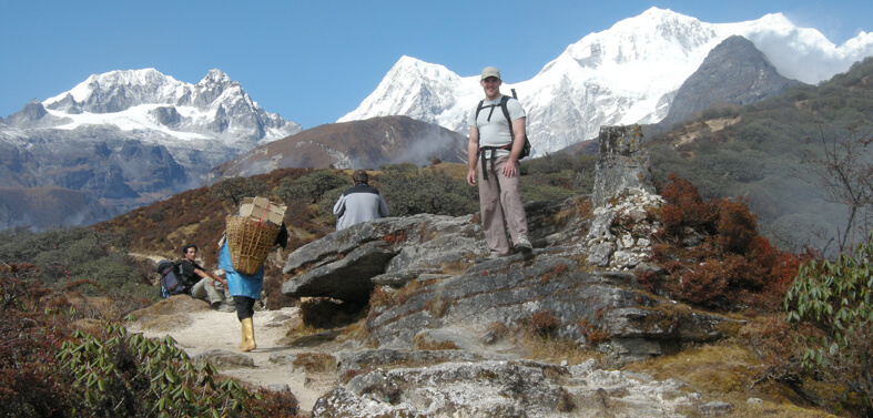 Dzongri Trekking
