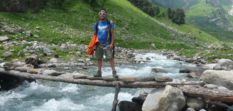 Hampta Pass Trekking Tour