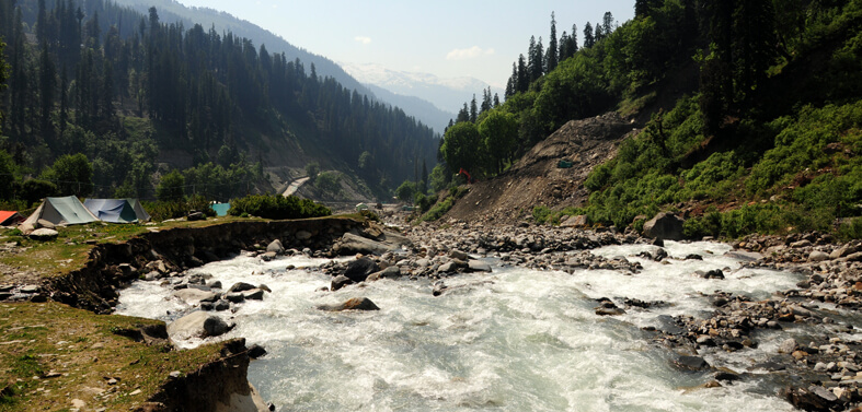 Jagatsukh to Base of Deo Tibba Treks