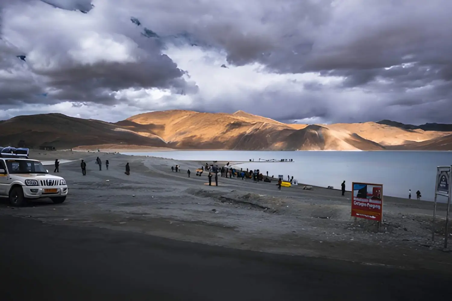 Ladakh Jeep Safari