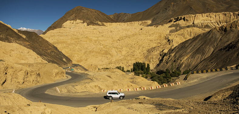 Jeep Safari in Ladakh