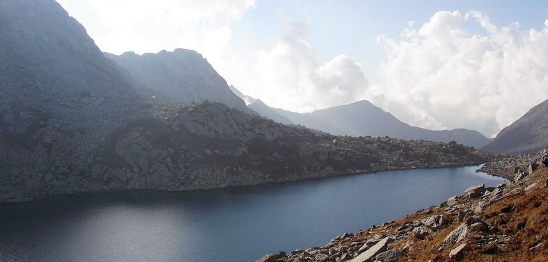 Mountain of Lakes Trekking Tours