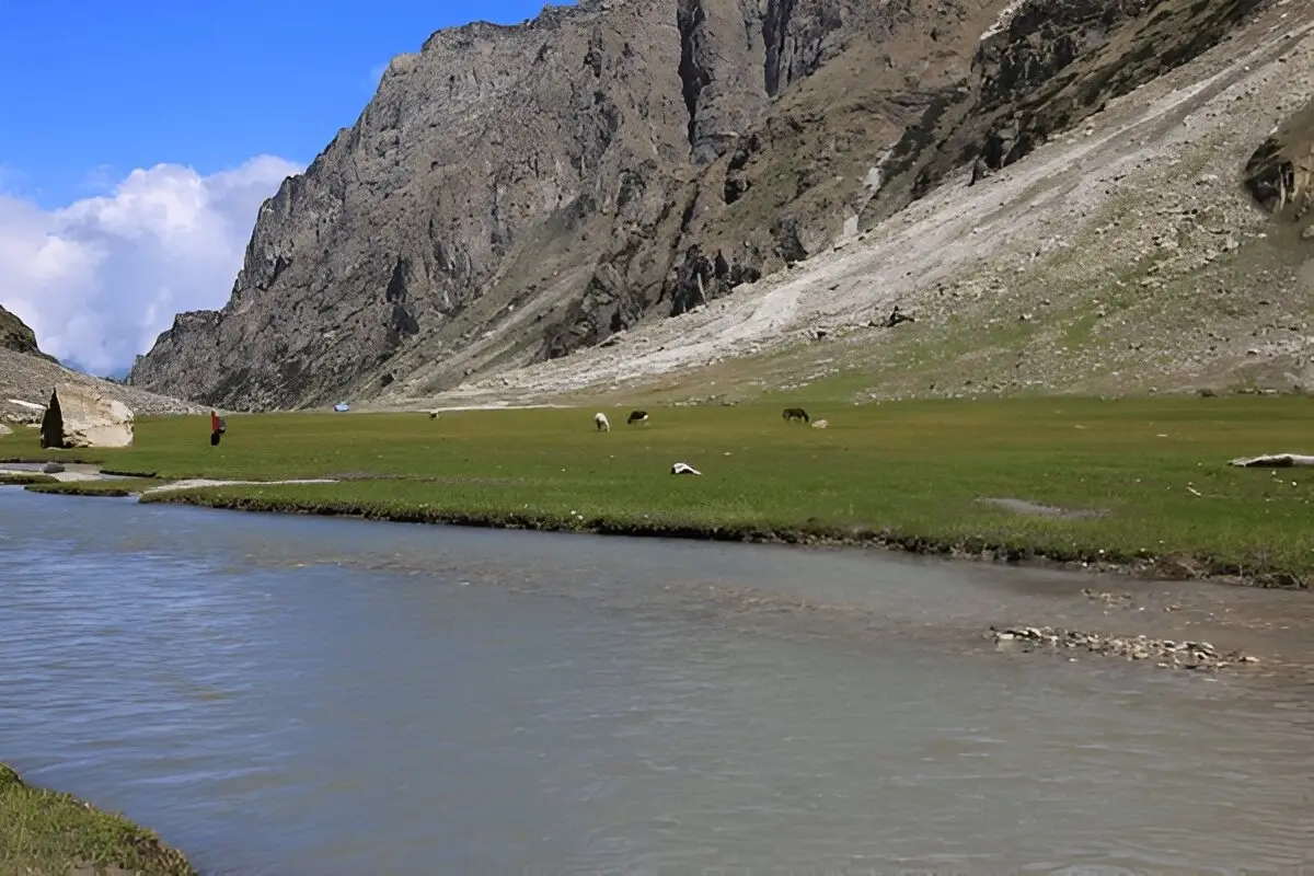 Deo Tibba Base Camp Trek