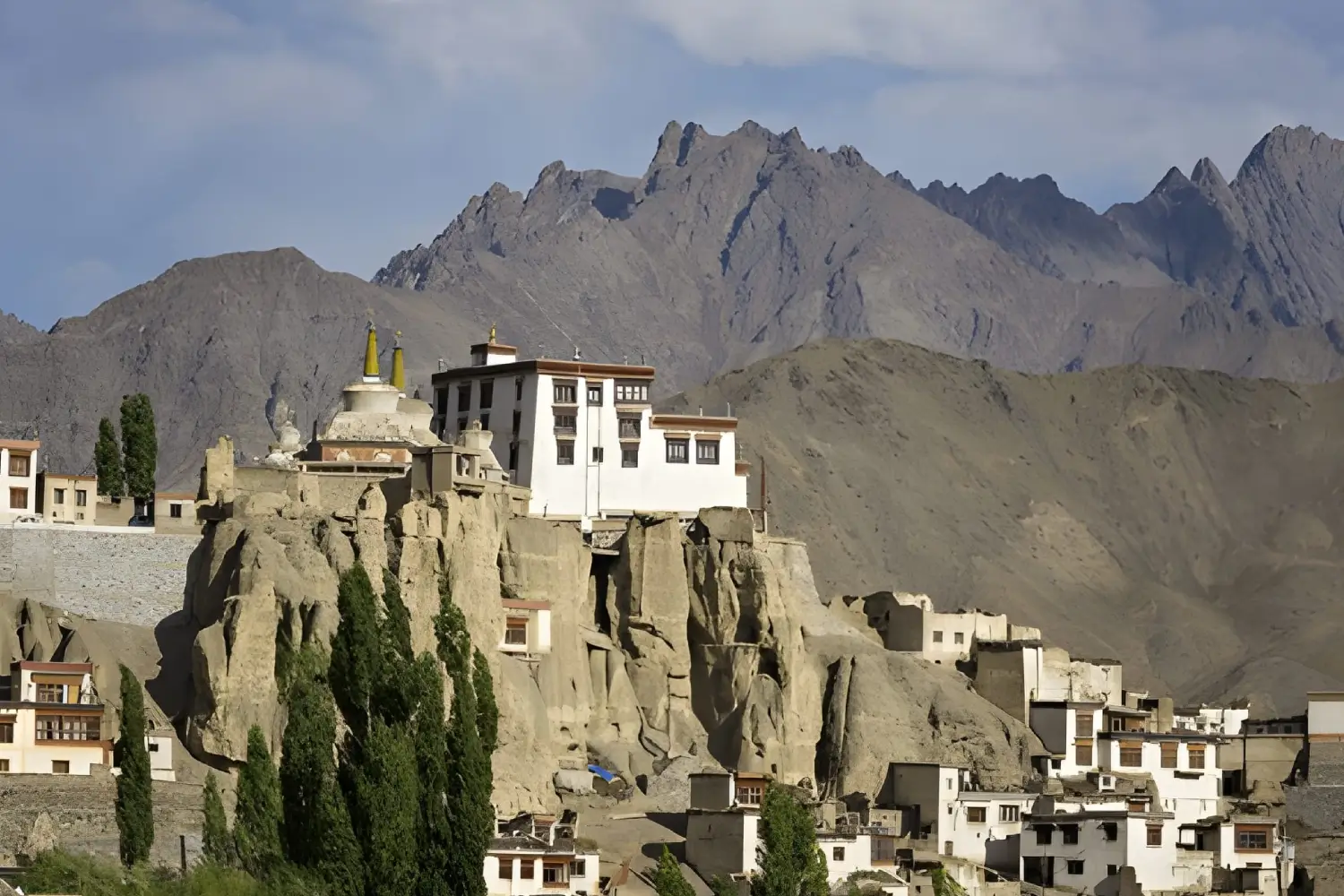 Lamayuru Chilling Trek via Dung-Dung La