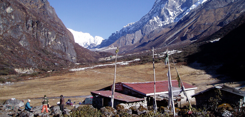 Yuksom Dzongri Goecha La Trek Tour